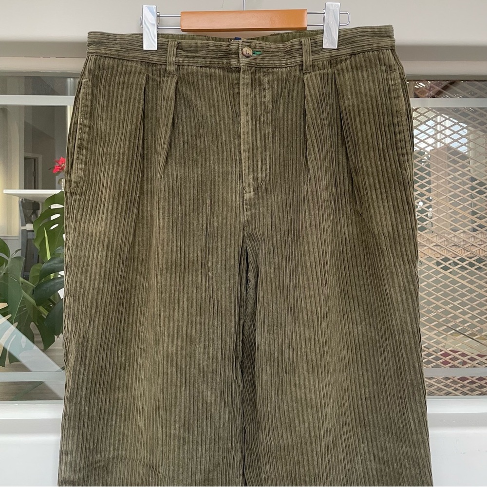 SOLD Vintage 90s TOMMY HILFIGER Green Corduroy Pants Men’s Size 34 Inseam 25” - Picture 10 of 10